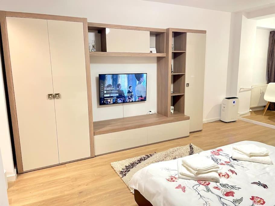 Studio Dristor - Foarte Curat Si Frumos Bukares Bagian luar foto