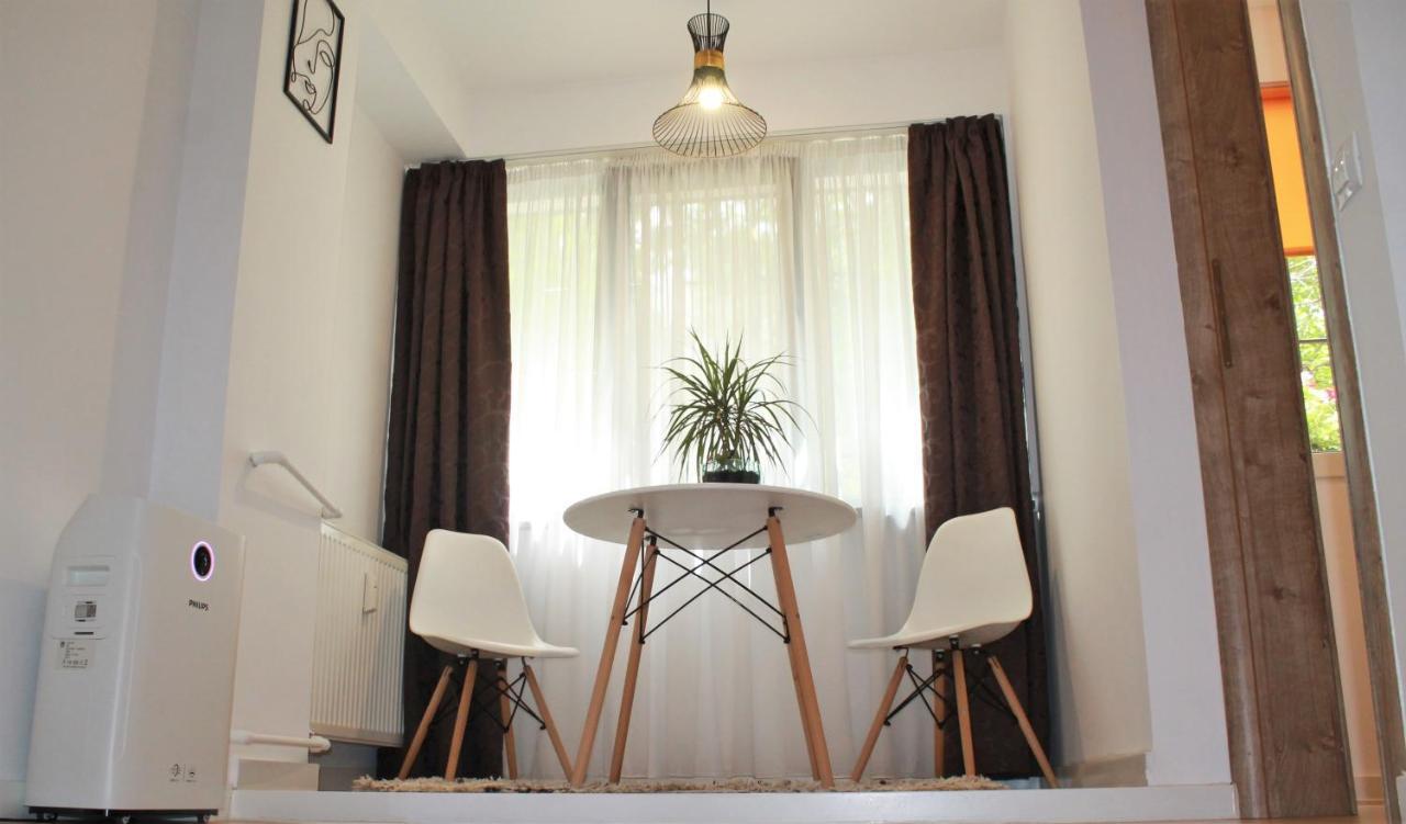 Studio Dristor - Foarte Curat Si Frumos Bukares Bagian luar foto